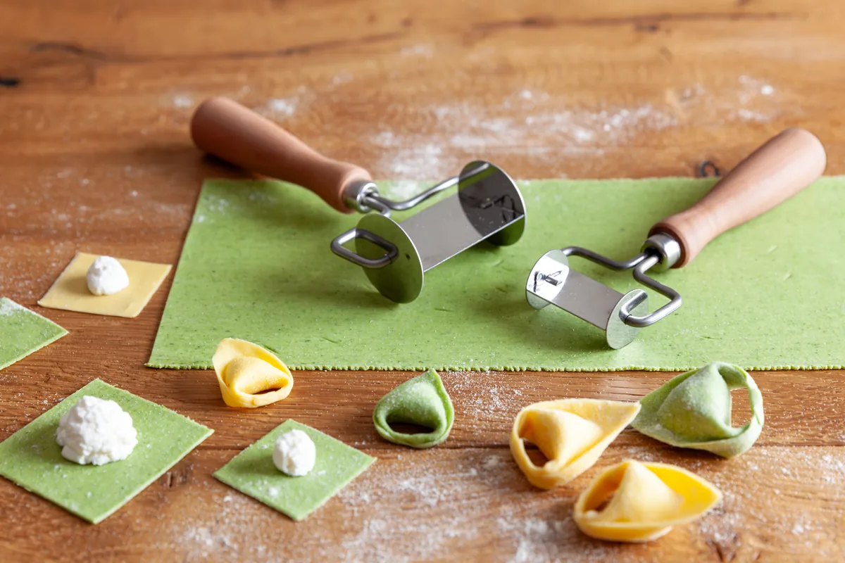 Marcato Ausstecher rund und eckig mit Pastascheiben und Ravioli